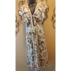 White Floral Dress 2X